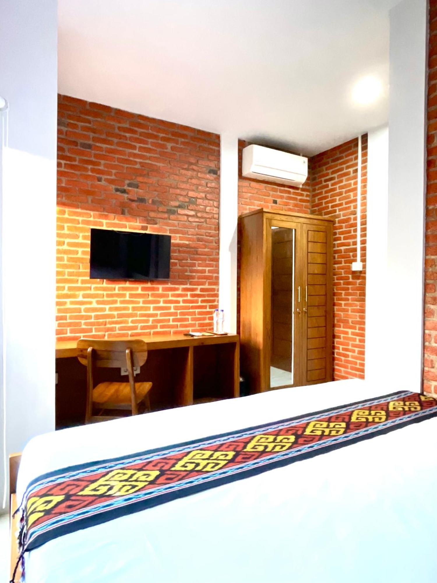 Puu Pau Hotel & Coffee Shop ラブハン・バジョ エクステリア 写真